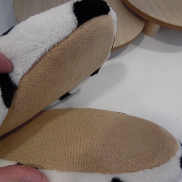 Crazy Heifers Cozy Adult Size Cow Patterned Slippers Size XXL=Fits 8.8-9.5 - Picture 4 of 7